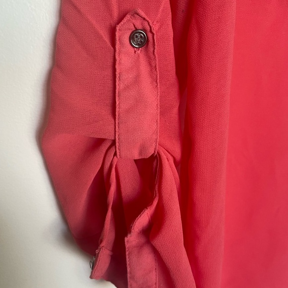 Women’s Sheer Utility Blouse Size Medium with Button Up Sleeves lightweight Chic - Picture 5 of 9